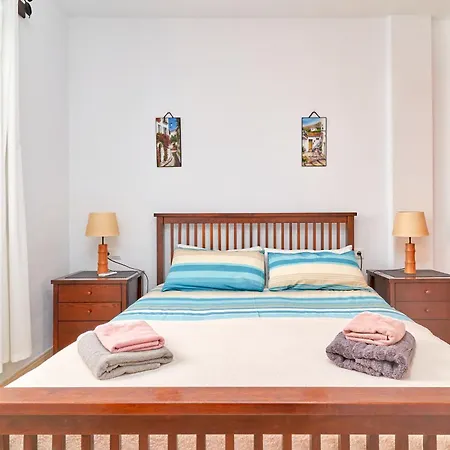 Casa Clare * פריחיליאנה